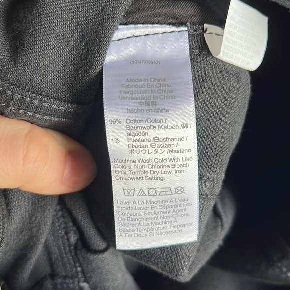 Madewell Denim Flare-Leg Jumpsuit in Bonner Wash - Picture 14 of 16